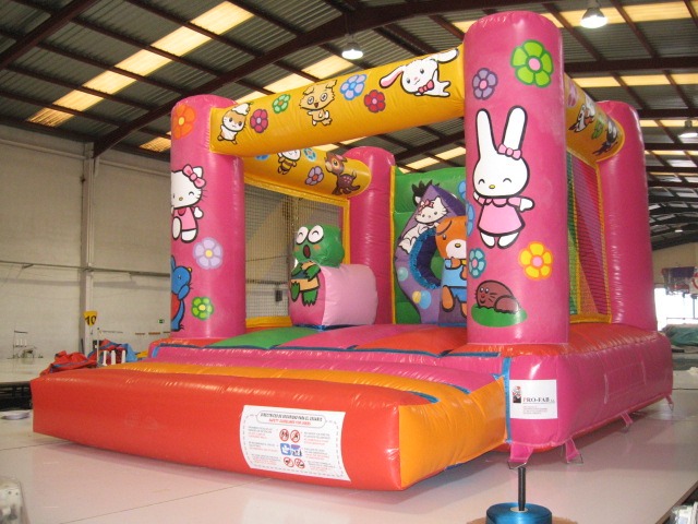 Alquiler de castillos hinchables pequeños en Mallorca para fiestas infantiles, comuniones y eventos. Perfectos para los más pequeños.