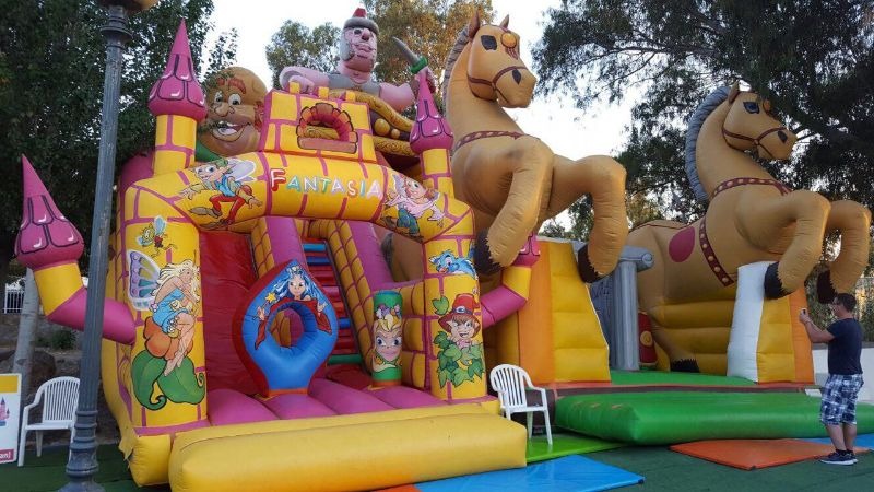 Castillos hinchables en Mallorca - Diverpark
